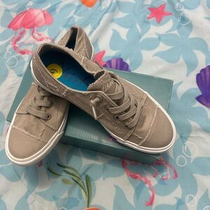 Blowfish Taupe Canvas Sneakers